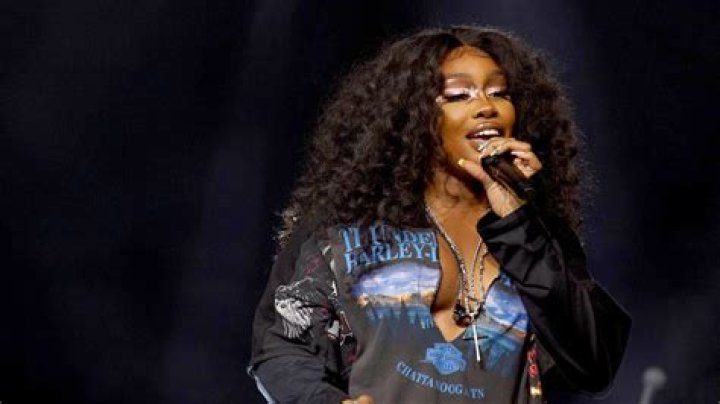 A Guide For SZA Before Surgery