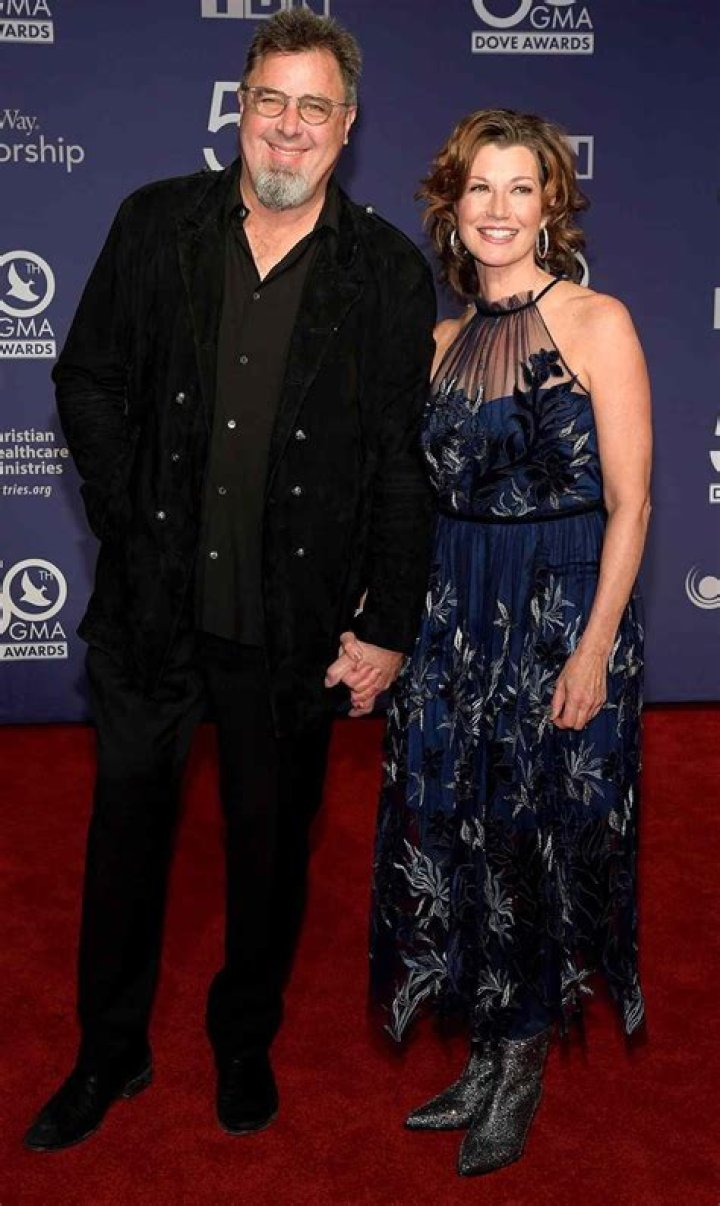 A Look Into Amy Grant And Vince Gill Married Life