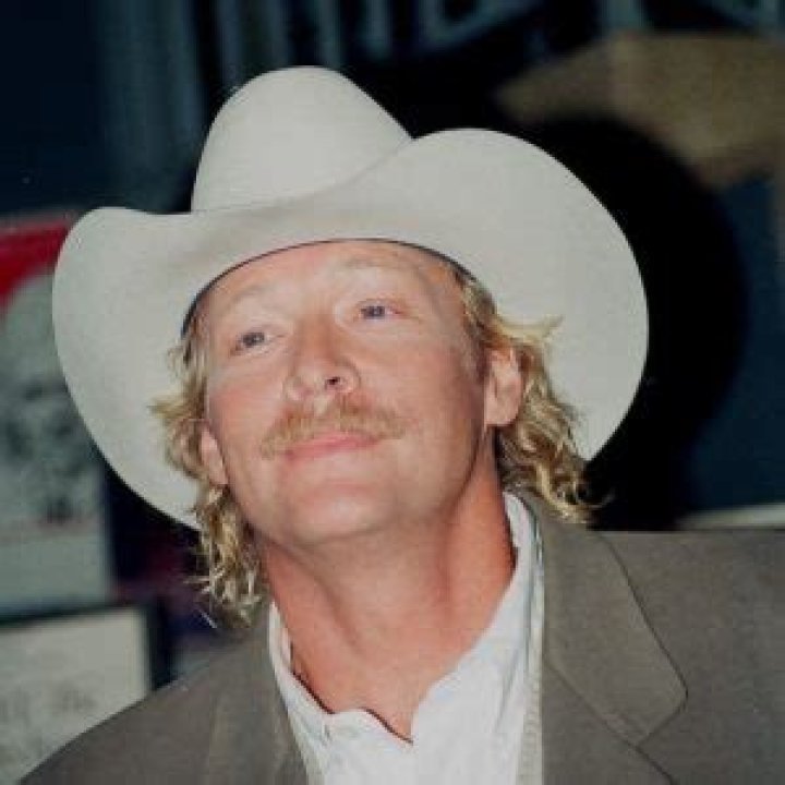 Alan Jackson Height, Weight, Age, Spouse, Family, Facts, Biography ·