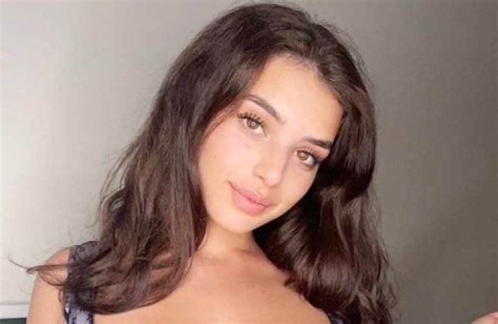 Amber Ajami (ambsofficialxo)- Wiki, Age, Height, Net Worth, Boyfriend |