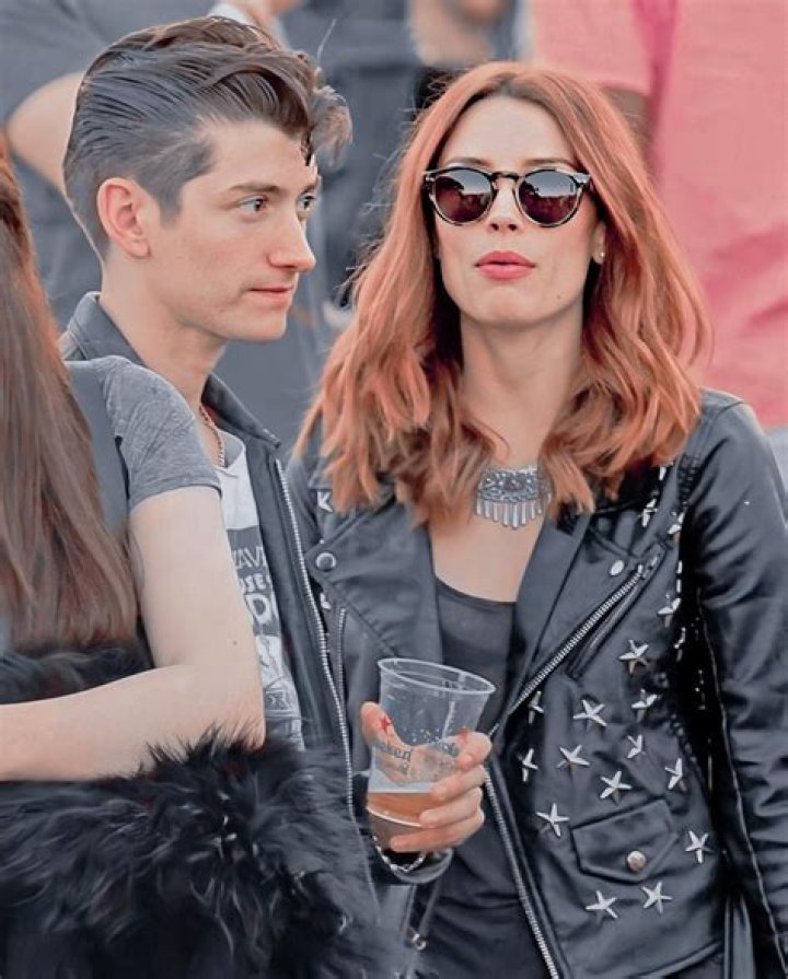 Arielle Vandenberg And Adam Levine's Love Story