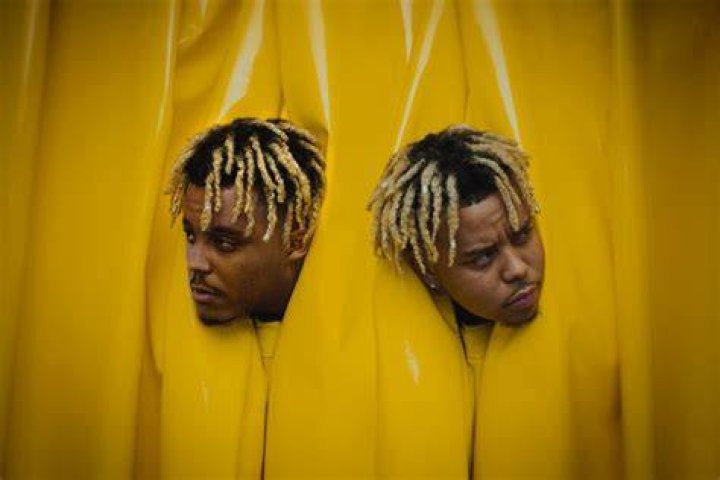 Double R (Dark Tints) by Juice WRLD ·
