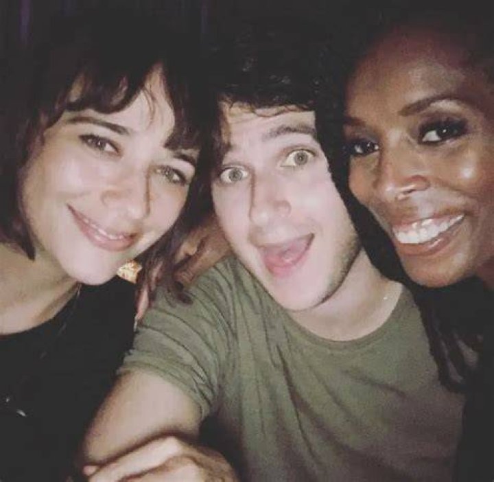 Ezra Koenig and Rashida Jones Had a Baby Secretly ·