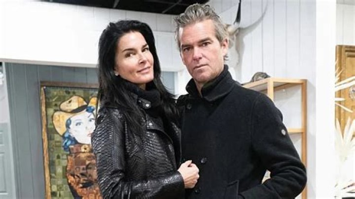 Into Olivia Holts Relationship With Boyfriend Tony Ferrari