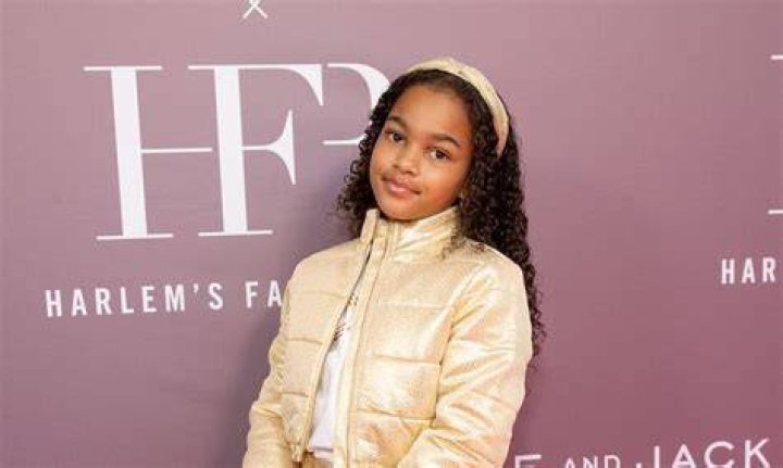 Joie Chavis (Instagram Star) - Age, Birthday, Bio, Facts, Family, Net Worth, Height & More |