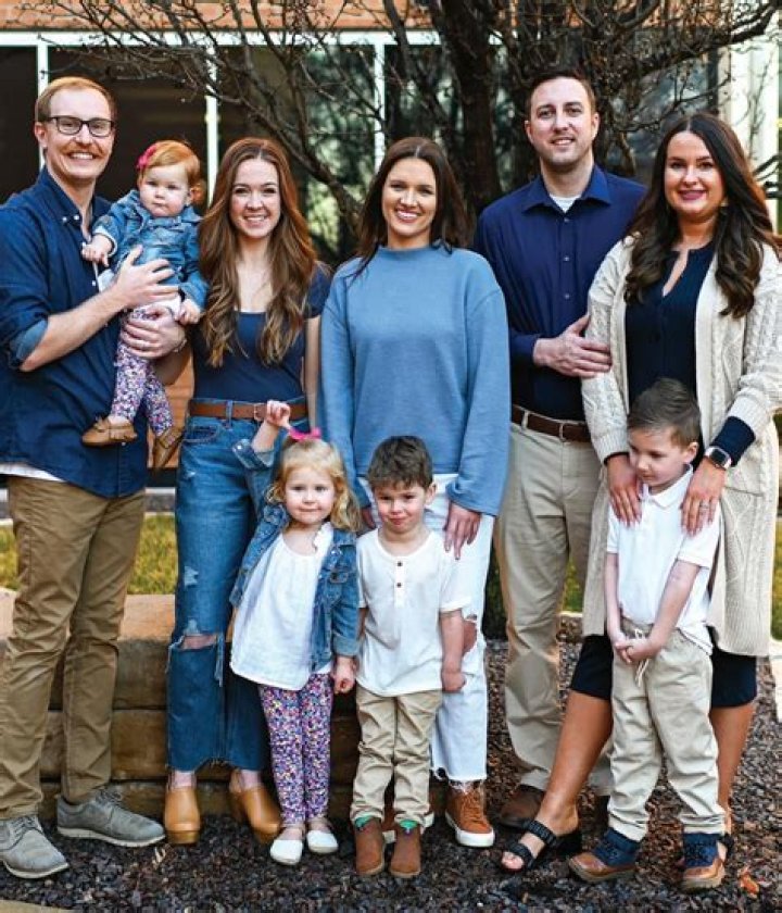Nikkia Cole Beach Husband Deon Beach Sr and Family |
