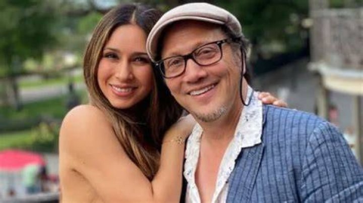 Patricia Azarcoya Schneider - Bio, Age, Net Worth, Salary, Height, Married, Nationality, Body Measur |