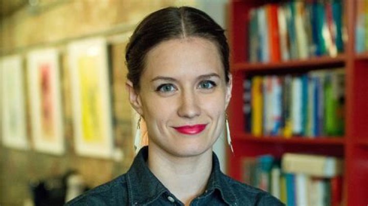 PlogX | Rebecca Romney- Net worth, Bio, Age, Nationality, Instagram, Twitter, Husband, Married