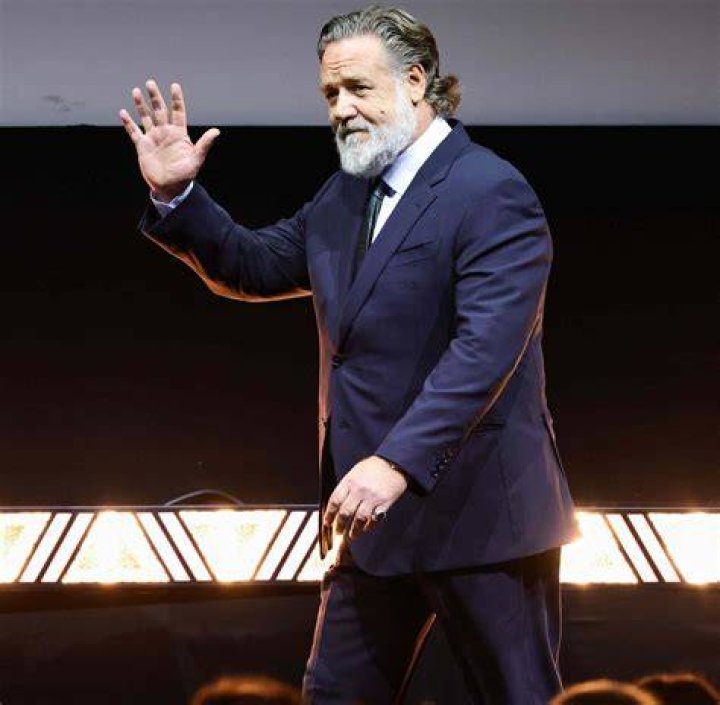 Russell Crowe Net Worth How Much is Crowe Worth?