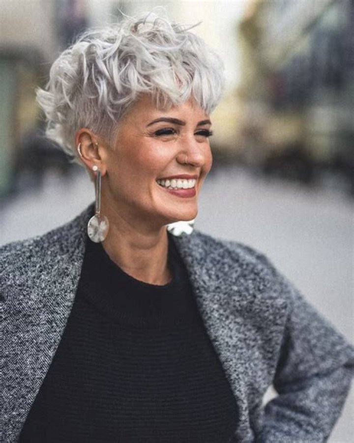 Sharon Stone stuns with unbelievable hair transformation no one saw coming