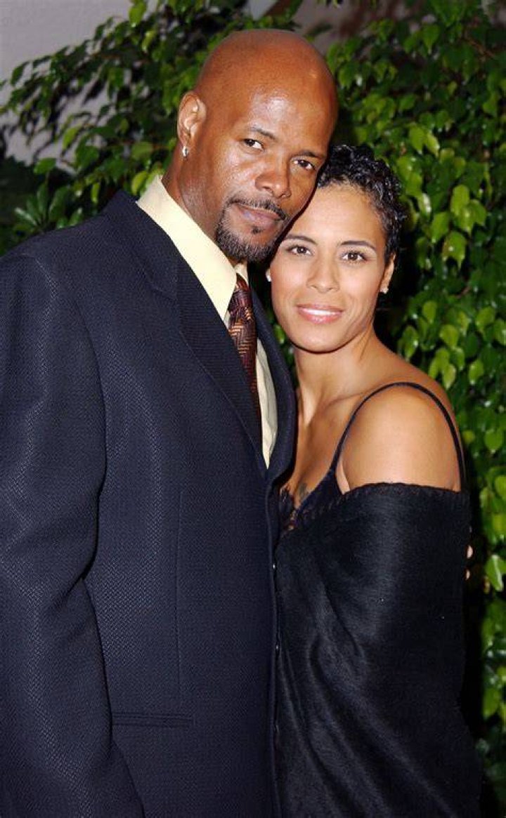 Shawn Wayans' Wife And Philanthropist