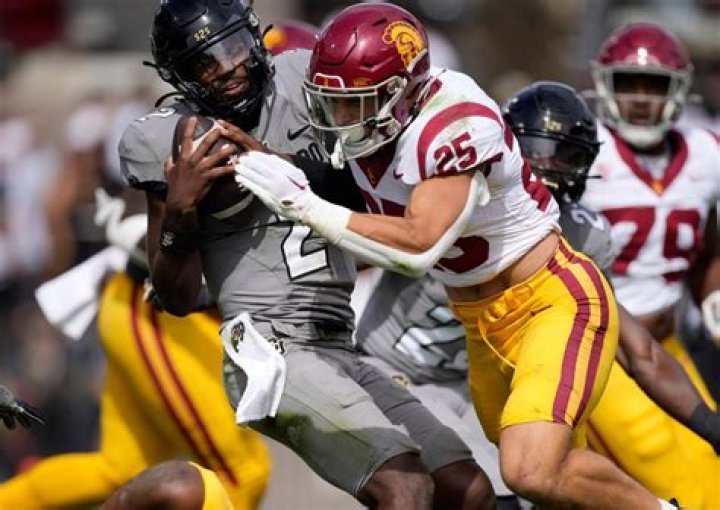 Shedeur Sanders taking sacks to salvage passing stats: Pac-12 coach