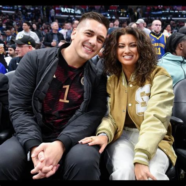 Tori Kelly Net Worth 2023: What Is The Singer Worth?