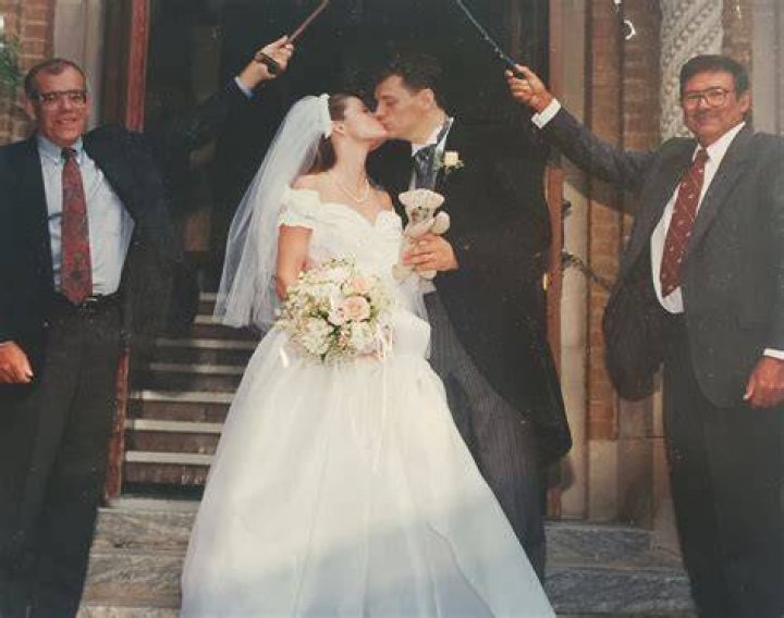 Uncover The Intriguing Truth Behind Brooke Langton's Marital Status