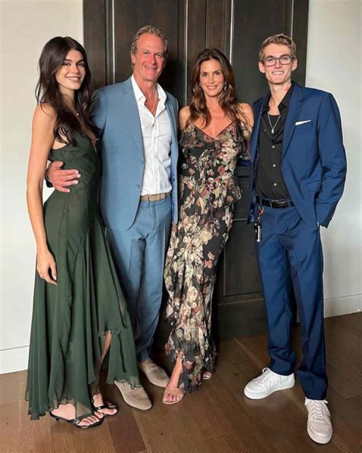 Unveiling The Incredible Journey Of Cindy Crawford's Husband