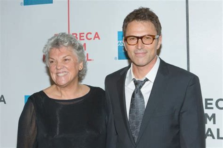 Unveiling Tyne Daly's Marital Journey: Discoveries And Insights