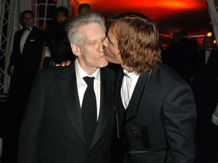 Viggo Mortensen Ex Wife Exene Cervenka and Relationship Timeline, What About The Gay Rumors?
