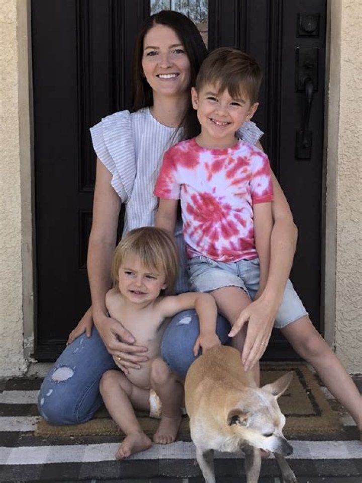 Who is Jenny Apple's husband Kyle Appleford and do they have any children? ·