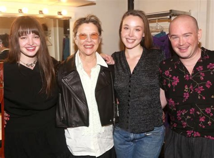 Who is Stephen Ira Beatty? Annette Benings Transgender Son Bio, Wiki, Age, Parents, Family, Heigh