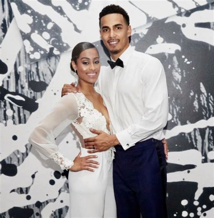 Who Is Taylor Starling? Wiki, Height, Husband, Net Worth