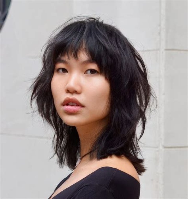 Wolf Cuts For Round Faces Unveiled